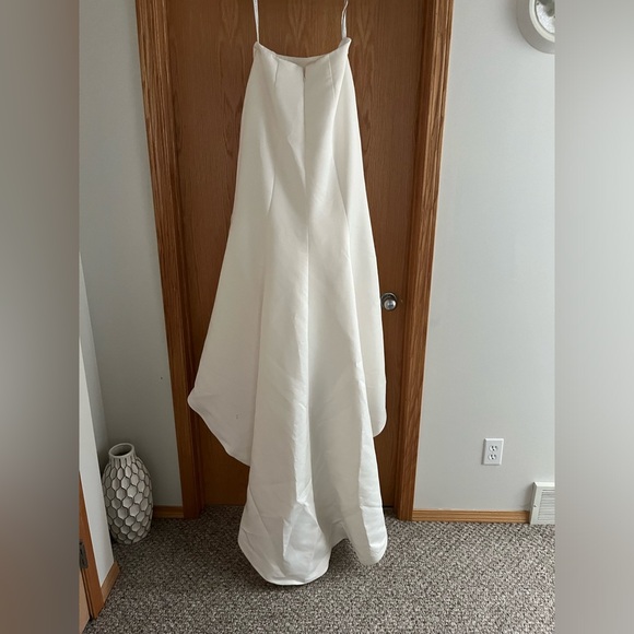 Wedding dress, removable under-skirt, Alfred Angelo, worn once, size 6 - Picture 5 of 15